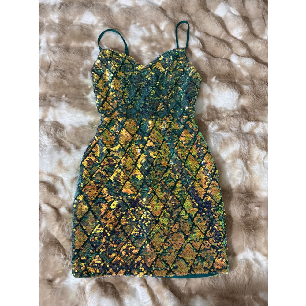 Glittery Dress for some kind of fun party - Picture 2 of 6
